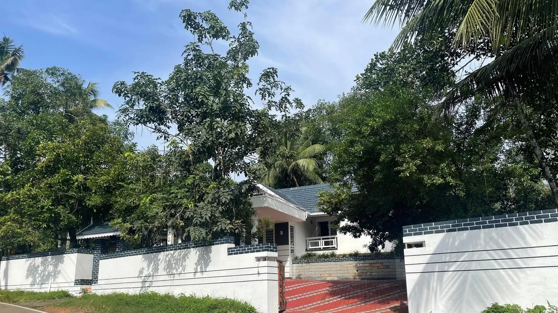 Shibus Villa Thodupuzha 0*,